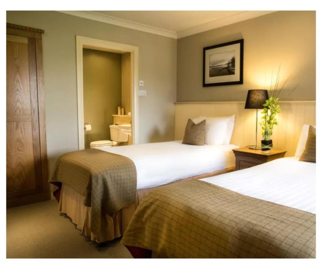 אלכסנדריה Lodge 14, Cameron House Lodges, Loch Lomond מראה חיצוני תמונה